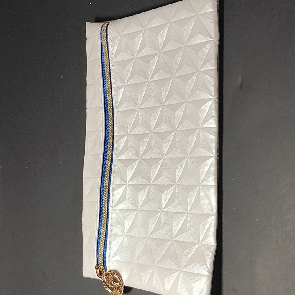Cosmetics bag